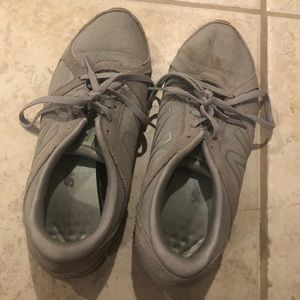 Great New Balance Shoes with insoles